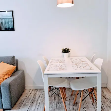 Apartment Krolewska Centrum 4x *