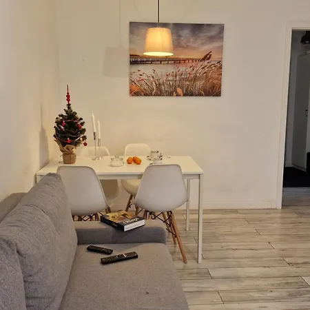 Krolewska Centrum 4x *