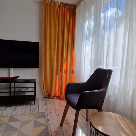 Krolewska Centrum 4x Apartment Warsaw