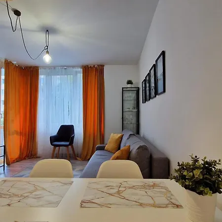 아파트 Krolewska Centrum 4x 바르샤바